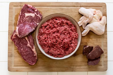 REGGIES RAW - Beef & Chicken